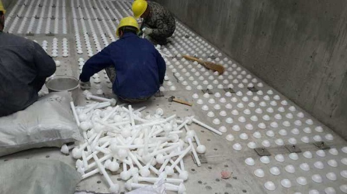 大慶市自來水公司濾帽施工現場